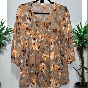 Brown and Tan Floral 3/4 Sleeve V Neck Blouse - Size Medium